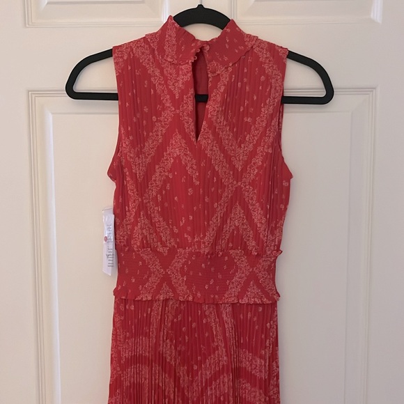 New w/Tag ~Nanette Lepore Red Dress Size 2 in Knee Length. Smocked Neck & Waist - Picture 6 of 6